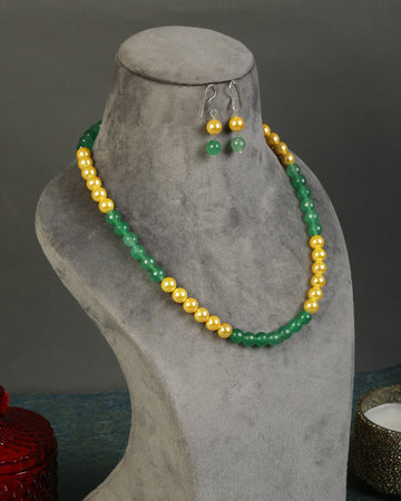 Green Onyx & Ivory Beaded Necklace set